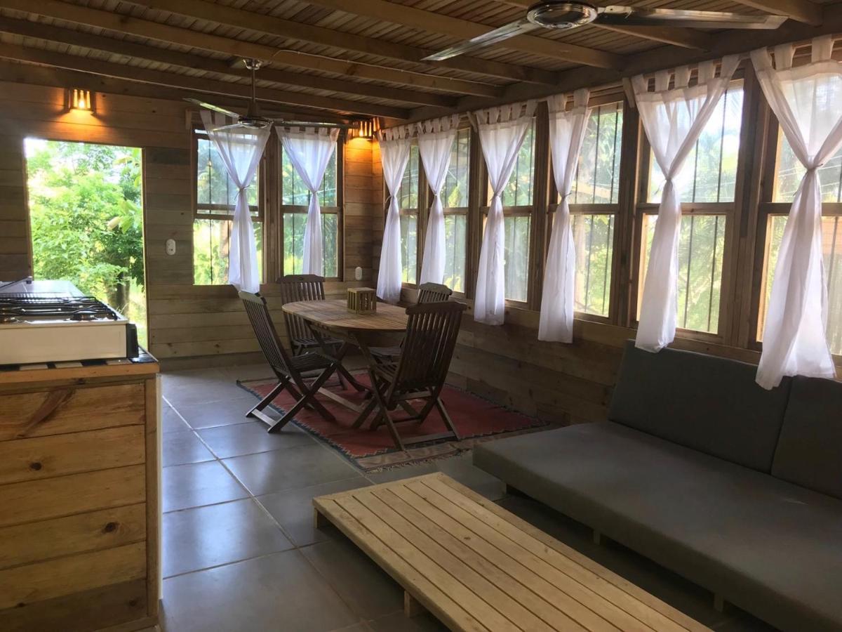 Roatan Bed & Breakfast Apartments 西区 外观 照片
