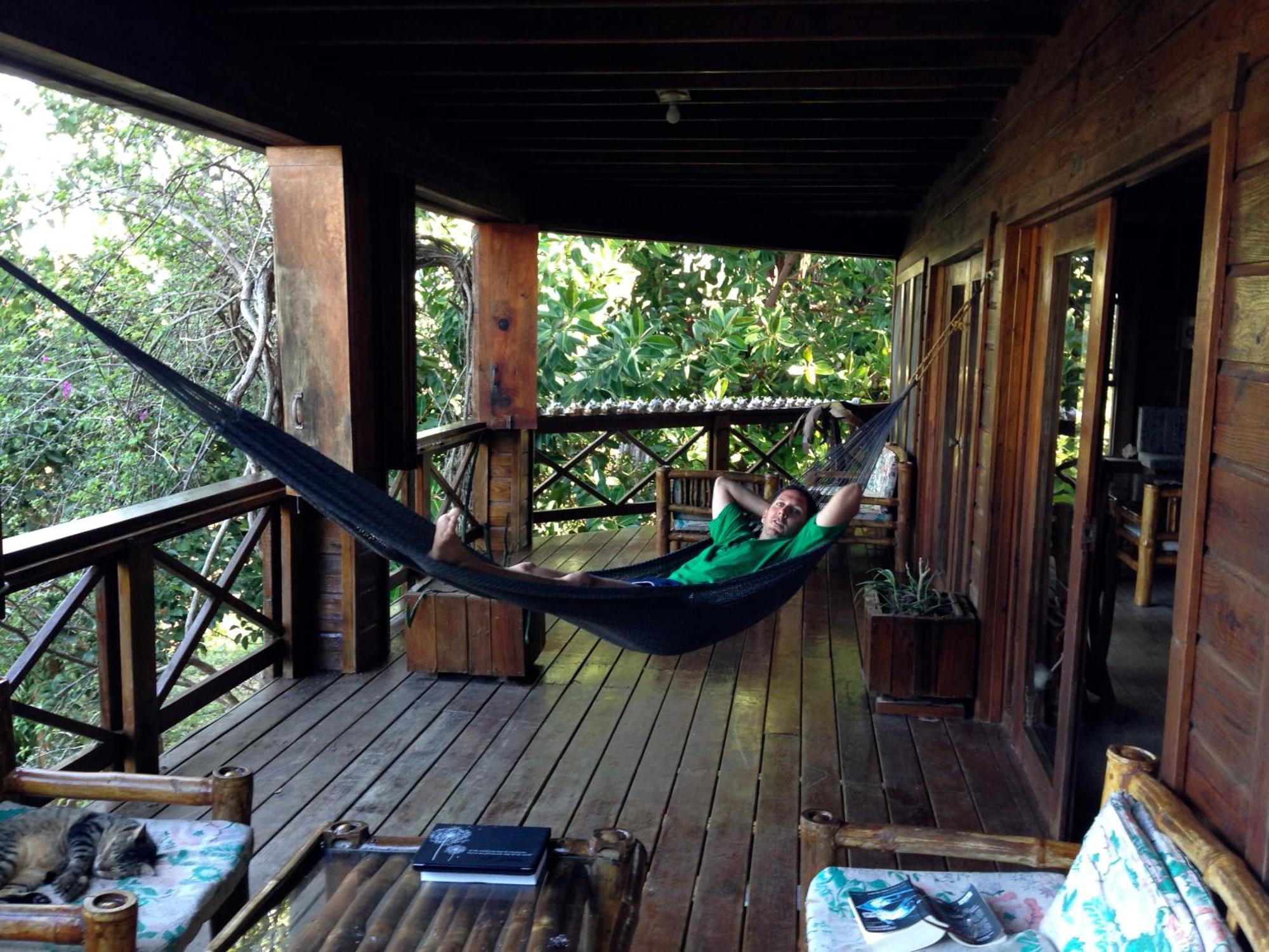Roatan Bed & Breakfast Apartments 西区 外观 照片